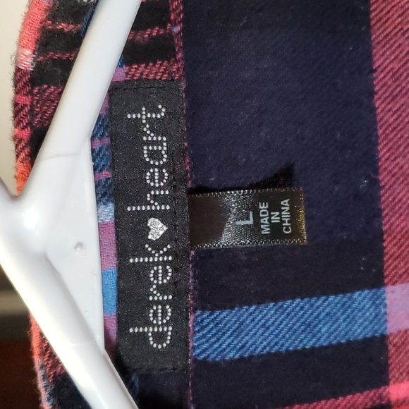 Flannel - Picture 4 of 4